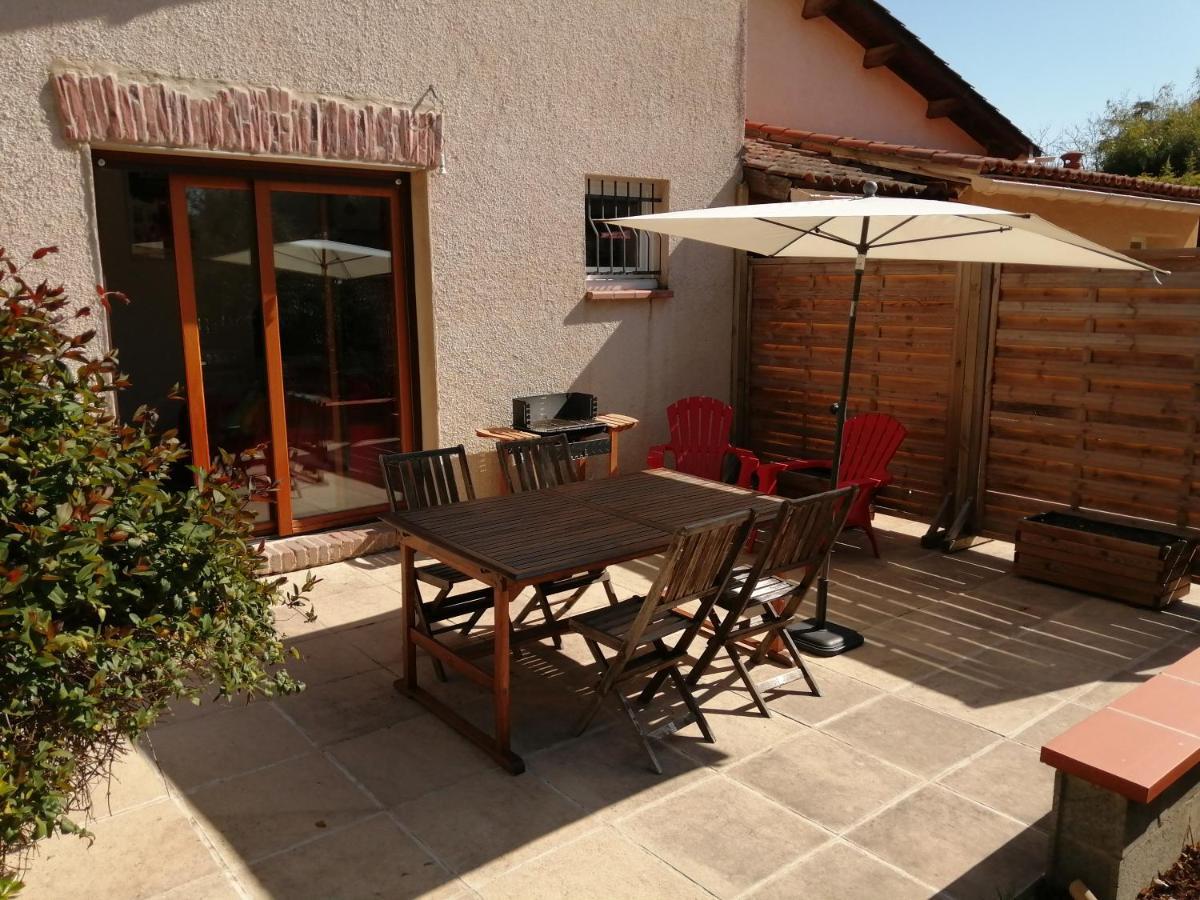 Gite Vacances Bosc D'Esquirol 4 Pers Escorneboeuf Zewnętrze zdjęcie