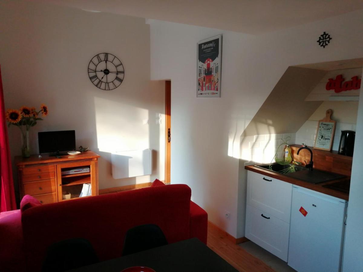 Gite Vacances Bosc D'Esquirol 4 Pers Escorneboeuf Zewnętrze zdjęcie